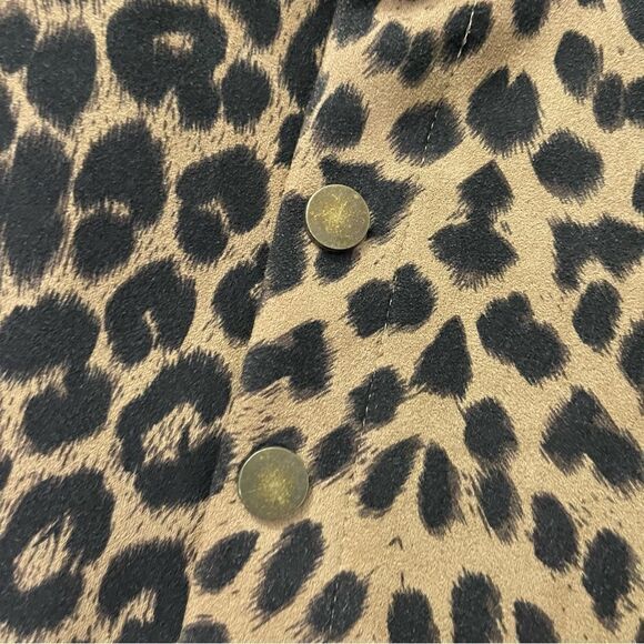 Girl’s Leopard Print Faux Suede Button Front Mini Skirt Small - Picture 2 of 11